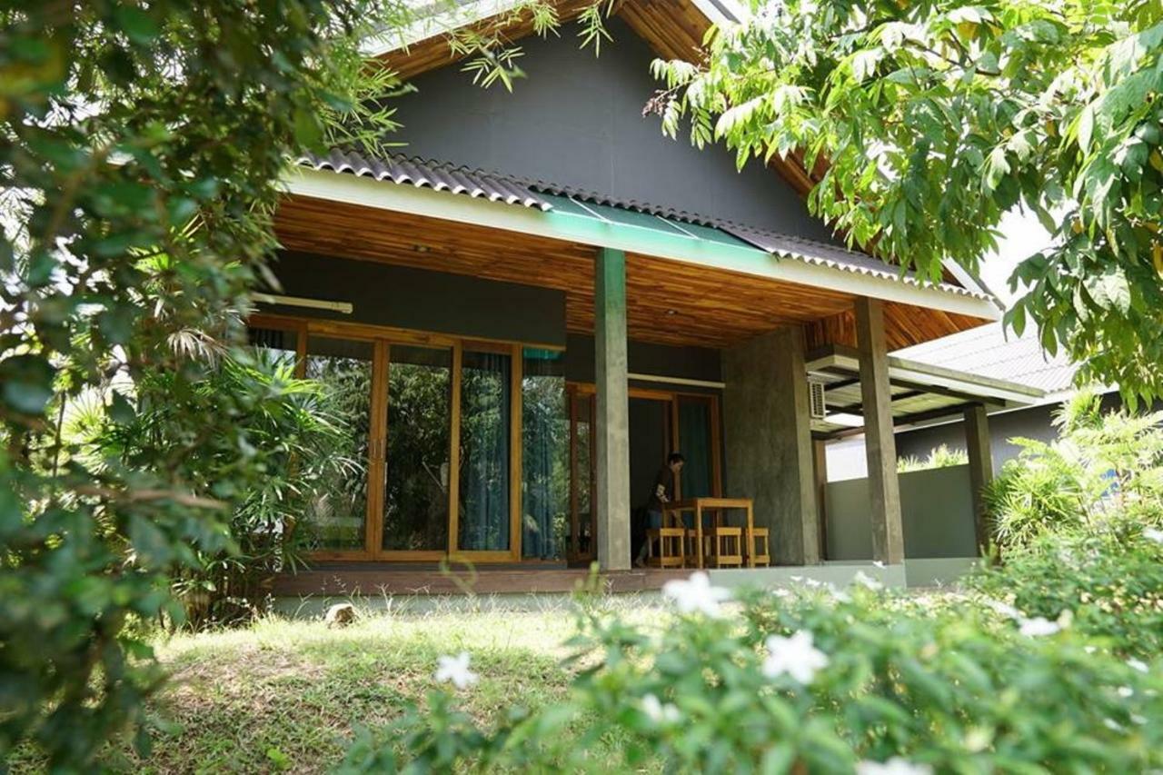 Villa Varich Chumphon Exterior foto