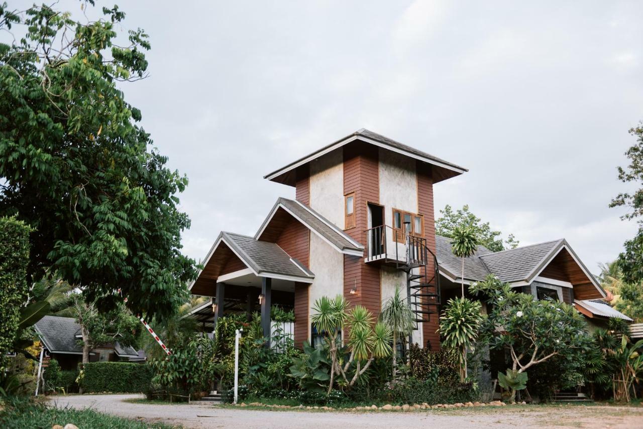 Villa Varich Chumphon Exterior foto